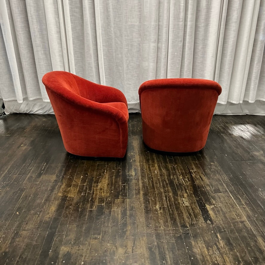Two beautiful and comfortable mid century tub chairs by Interior Crafts, mid-century lounge chairs, Studio Sonja Milan