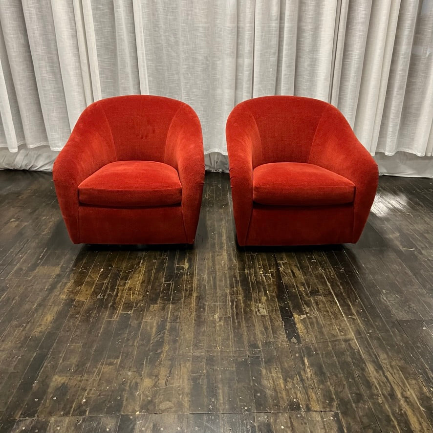 Two beautiful and comfortable mid century tub chairs by Interior Crafts, mid-century lounge chairs, Studio Sonja Milan