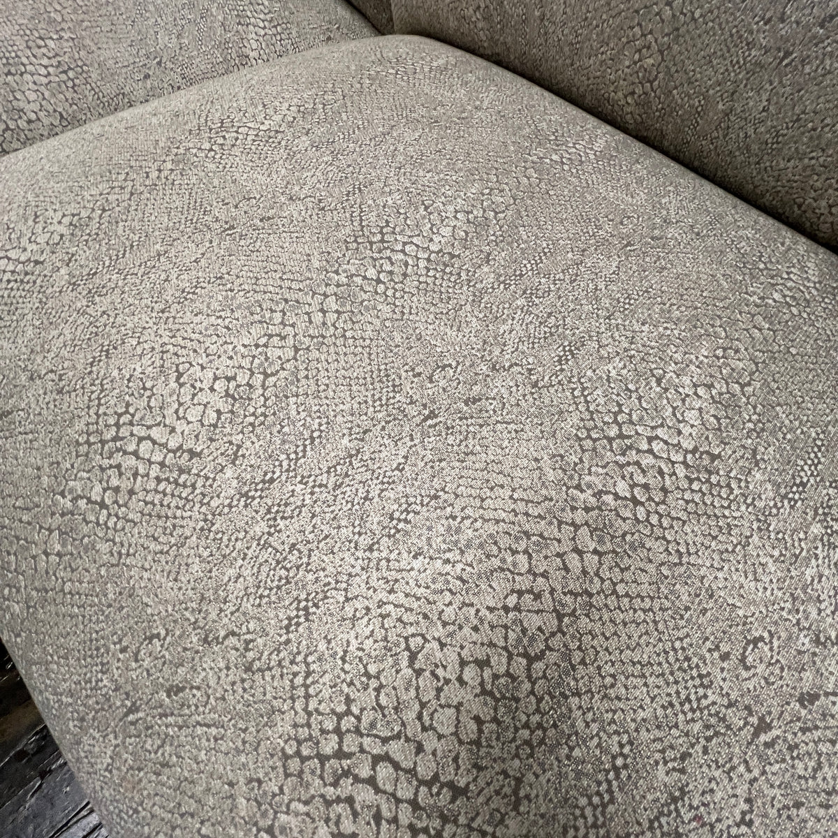 Mid-century curved sectional sofa attributed to Vladimir Kagan for Weiman Furniture. upholstered in a stunning neutral faux snakeskin fabric.