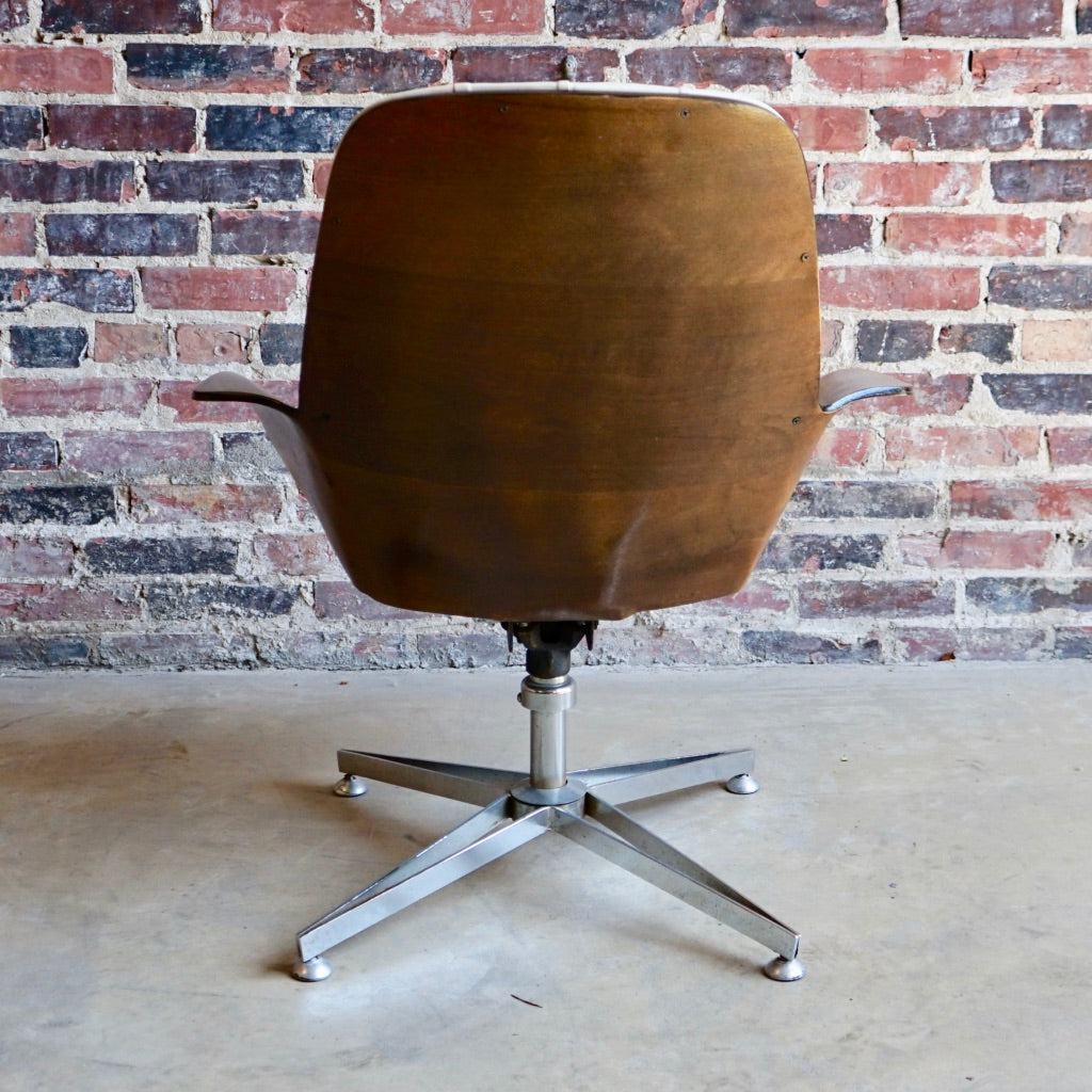 Bent plywood office discount chair